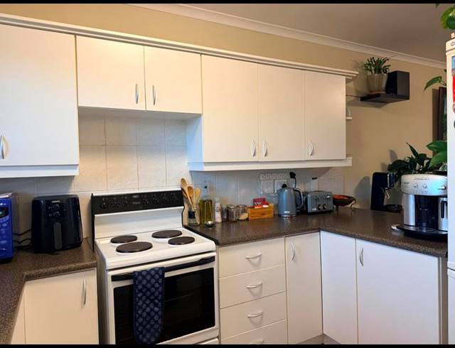 2 BEDROOM APARTMENT FOR SALE IN DURBANVILLE